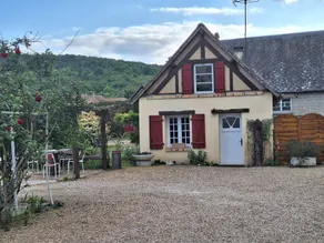 L'Auberge de la fontaine "Gîte Nyméa" "Gîte L'Avérine" et "Gîte Saulisse" - Image 3