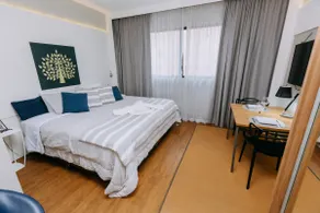 Cozy Studio in Batel – Wi-Fi and Parking - Image 3