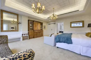 ”The Vice Presidential” - Suite with Amazing View - Image 5