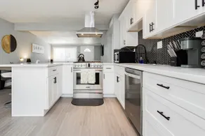 Modern 3BR Home w/ Backyard Oasis, Near the Strip - Image 5