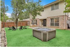 The Luxe Longhorn - Sleeps 12 - Image 3