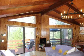 Lakeview Yosemite House - Panoramic Sauna_Jacuzzi - Image 4