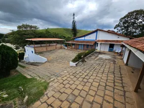 Rustic House in the Countryside - Image 5