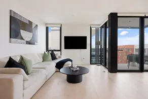 The Pearl Coast | Rooftop Pool High-End 2BR 2BA - Image 4