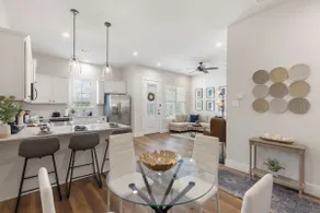 Modern Magnolia Cottage | Pool & Gym Access - Image 4