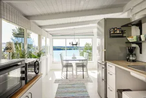 Sea View cottage with 2 sleeping cabins - Image 4