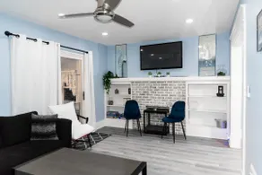 Comfy & Cozy 3 bedroom-1 bath Upper - Image 4