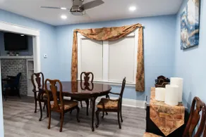 Comfy & Cozy 3 bedroom-1 bath Upper - Image 5