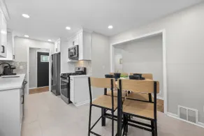 Top-Rated 4BR Dearborn Stay | Family Friendly - Image 2