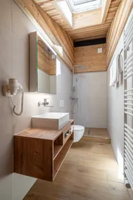 Alpine studio with rain shower - Image 4