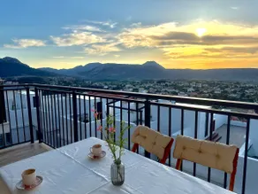 Casa Verano, duplex with sea and mountain view - Image 2