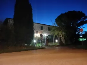 Suite in a farmhouse near Florence and Arezzo - Image 3