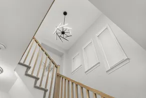 Modern Luxury 3BDR entire family-friendly Townhome - Image 5
