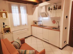 1 King Size bed, 1 Sofa bed,Down town - Image 3
