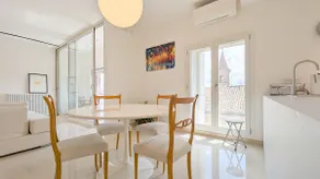 Carolina Apartment - Image 2