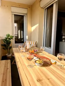 6-person apartment • Beach 15 min away • 3 bedrooms - Image 4