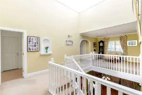 Orchard House 7 bedroom Mansion - Image 4