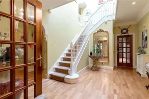 Orchard House 7 bedroom Mansion - Image 3