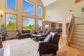Stratton; 4 min! Luxury-Shuttle-King Beds-Hot Tub - Image 2
