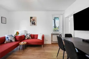 Modern living with garden - Image 2