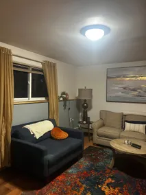 Cozy Near The Lake - Image 2