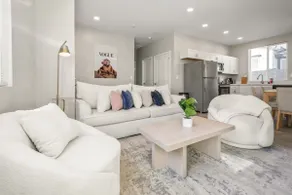 2B2B Paradise Pool Apartment | & Park Free - Image 5