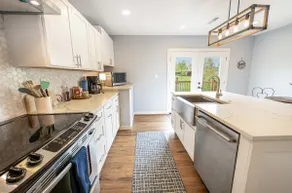 Quiet & Cozy Home Away from Home - Image 4