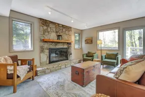 Stratton; 8 min. Swimming; 2 min. Pet Friendly - Image 3