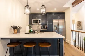 Huge 6BR 3Bath Retreat on College Hill. Rare Find! - Image 4