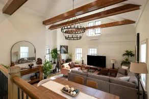 Huge 6BR 3Bath Retreat on College Hill. Rare Find! - Image 5
