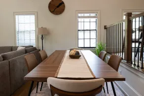 Huge 6BR 3Bath Retreat on College Hill. Rare Find! - Image 3