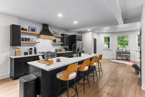 Modern 4BD by Downtown | Sleeps 10 | Pet-Friendly - Image 4