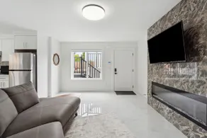 Bright New Modern 2BR/2BA Family Stay with A/C - Image 4