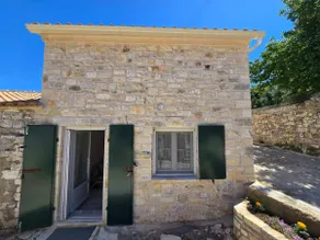 Kouzini: Charming Stone House - Image 4