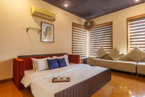 The Happy Hive by StayVista - 3BHK Villa with Private Pool & Gazebo - Image 4