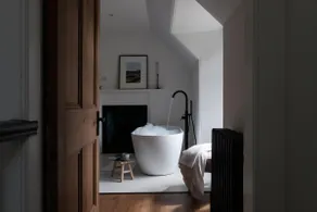 The Farmhouse - Image 4
