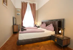 Apartment Opera - Image 2