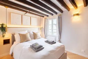 Designer 1-BR - Marais/Paris Center - Parking & A/C - Image 2