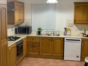 4 bedroom House upto 9 Adults - Image 3