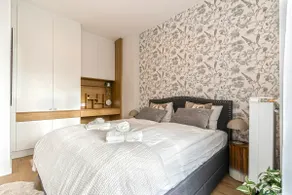 Buda Top Floor Apartment with Terrace & View - Image 2