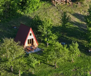 Tjentiste A-frame cabin - Image 3