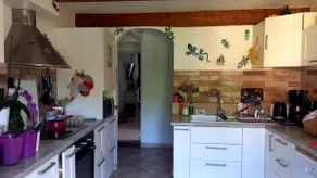 Village house in Valensole - Image 5
