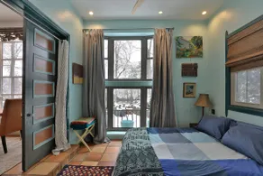 Stunning Creek Front Retreat - Water Views - 2BR - Image 4