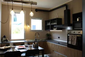 Lake Como Design Home - Image 4