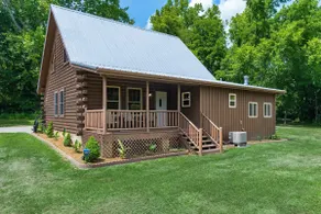 The Norwegian Wood Cabin near Lake Hope - Image 2