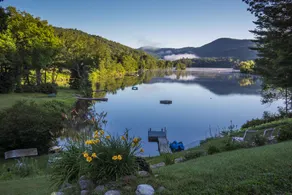 Cozy A Frame 4BD Cabin | 5 min to Ski• Lakes• Hike - Image 4