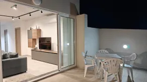 Modern 2 Twin Bedroom Penthouse - Image 3