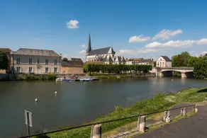 Old charm 200 m from Château - Image 3