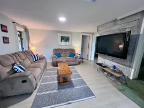 Riverfront Retreat ~ The Farmhouse - Image 5