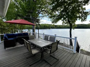 Glass Lake Cottage - Image 3